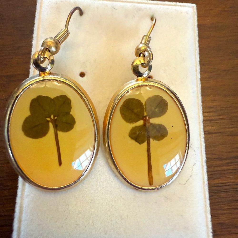 English Country Garden 4 leaf clover earrings